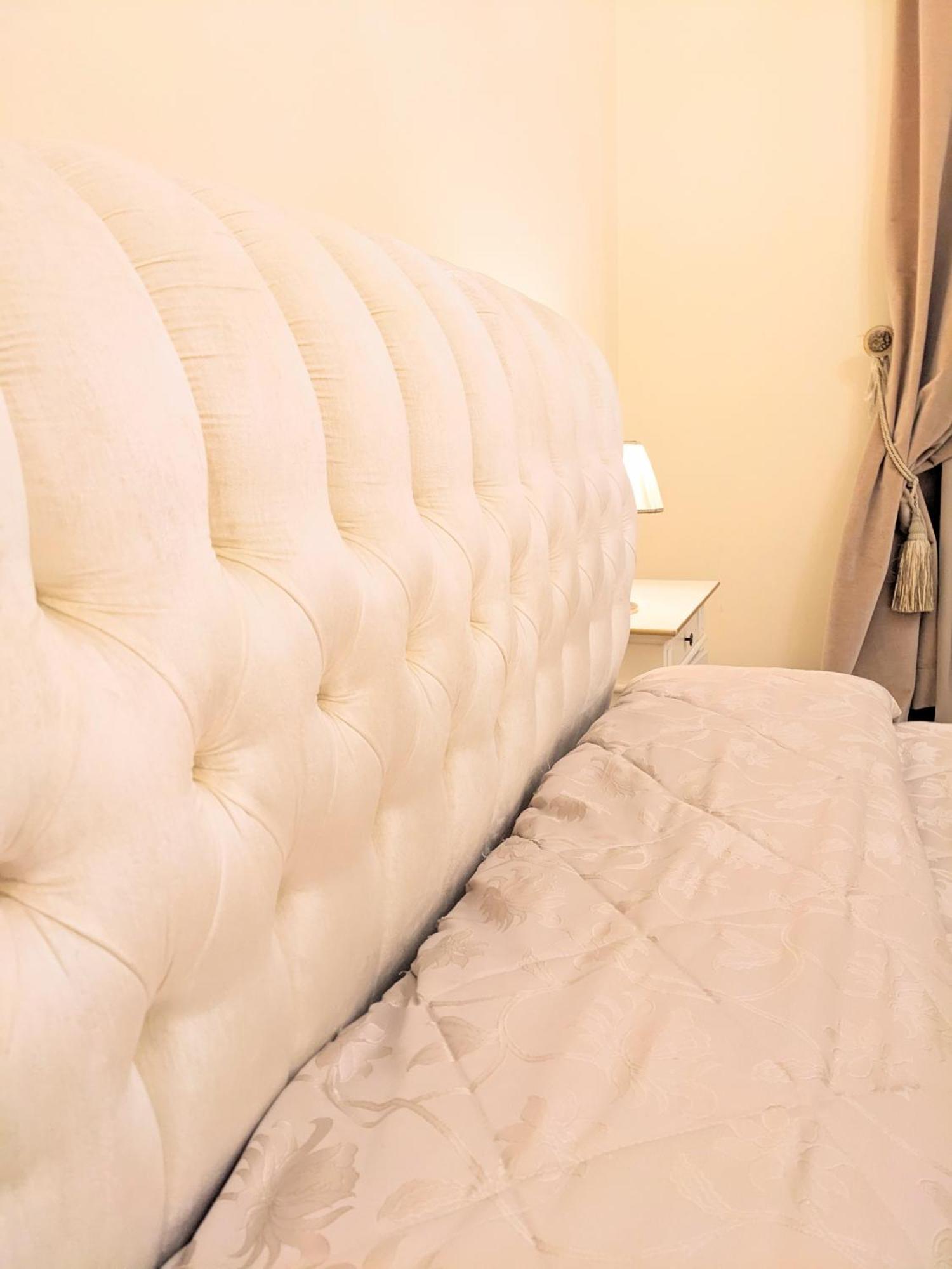 Bed and Breakfast Castello Conti Filo Торре-Санта-Сузанна Екстер'єр фото